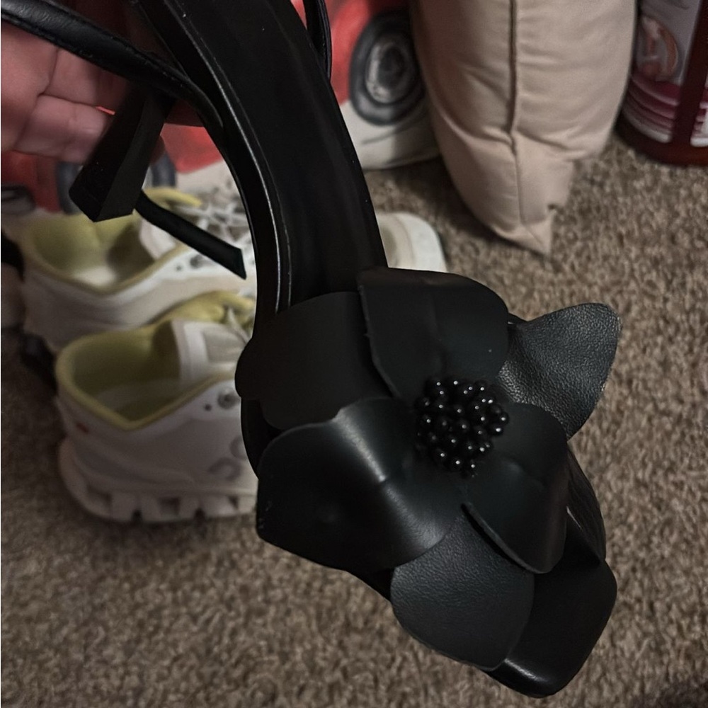 Elegant Black Women's Sandals